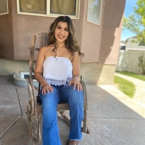 Strapless shirt , white